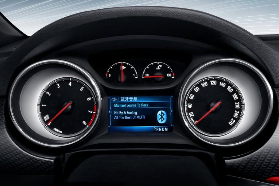 Панель приборов Buick Verano GS 2015 года  (CN) (фото 9 из 17)